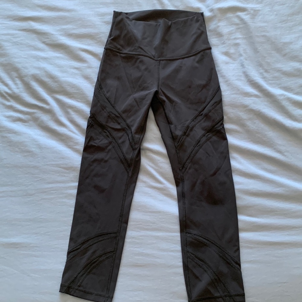 Lululemon size 4 Black leggings